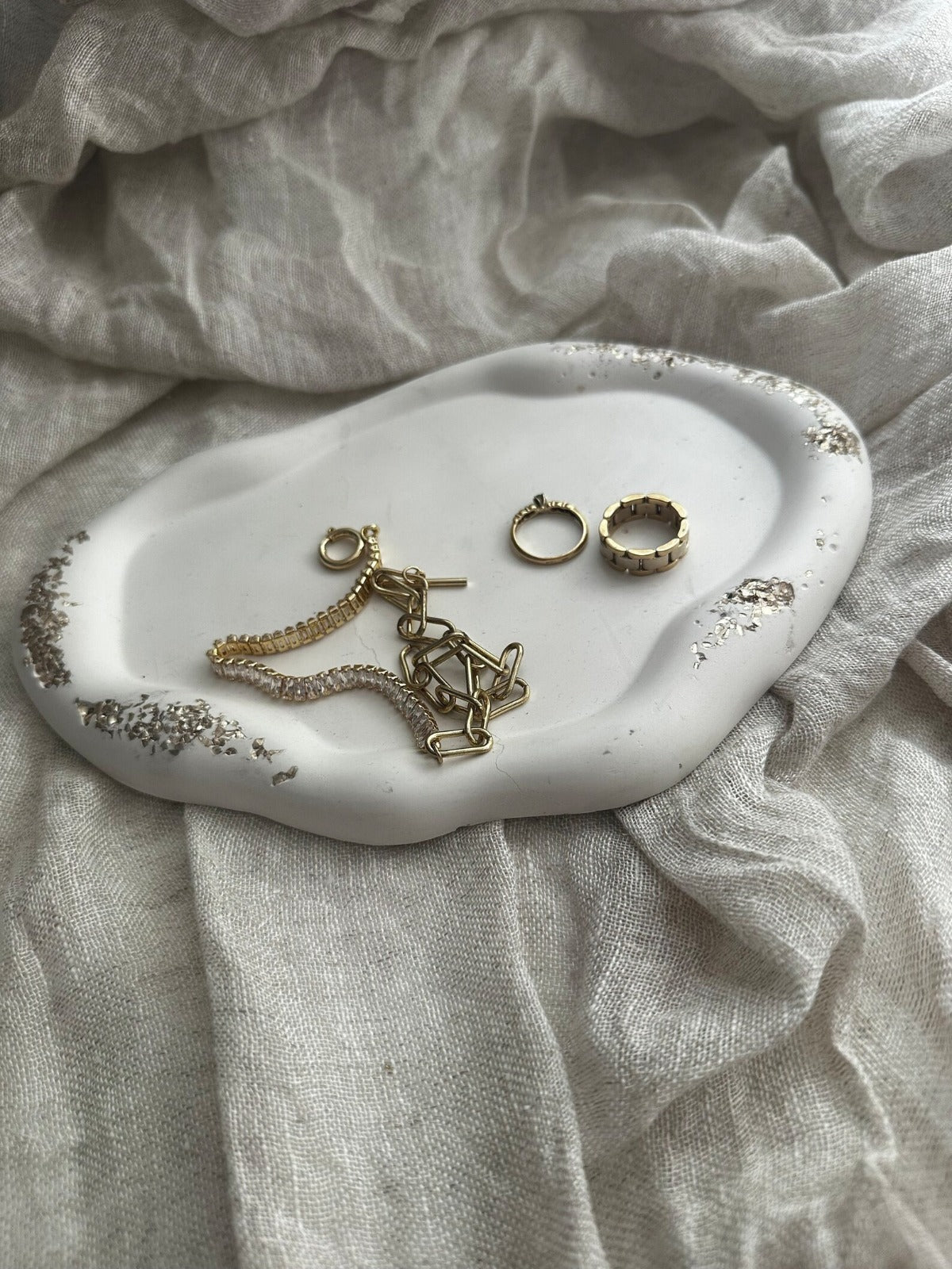 Cloud Irregular Concrete Tray, Jewelry Perfume Tray, Coffee Tray.